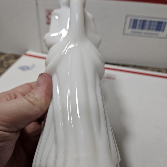 Vintage Avon Milk Glass Victorian Woman Bottle 5OZ Birds Of Paradise Empty DECOR - Picture 4 of 10